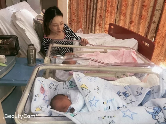 真愛婦產(chǎn)迎來雙胞胎公主，勇敢寶媽為愛堅(jiān)持順產(chǎn)