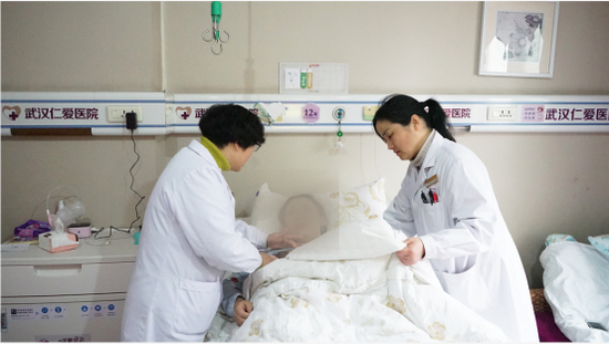 胎兒臍帶繞頸3周，醫(yī)生助力成功生產(chǎn)