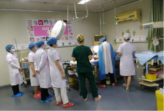 胎兒臍帶繞頸3周，醫(yī)生助力成功生產(chǎn)