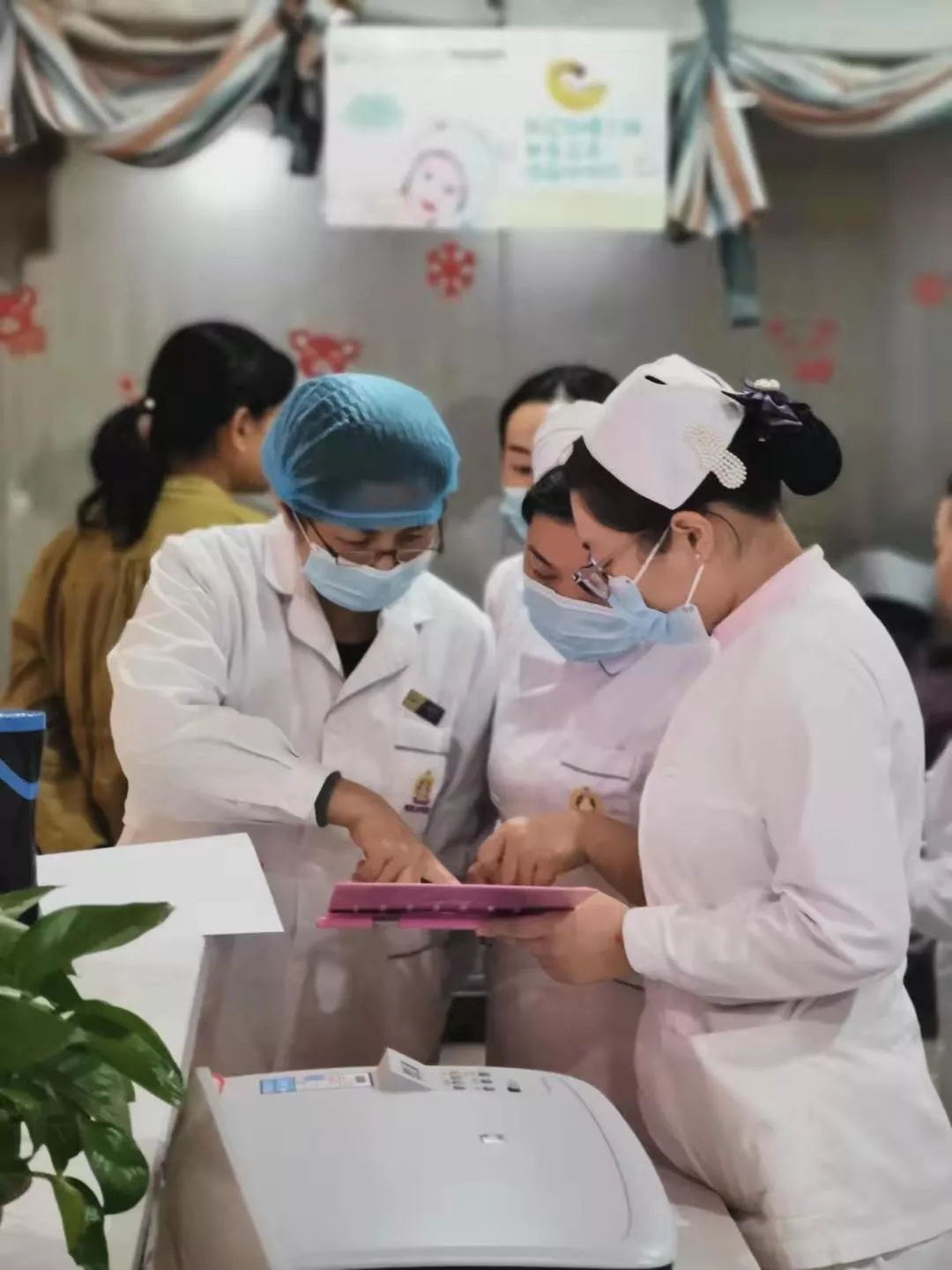 一位江城二胎媽媽的“生死時(shí)速”