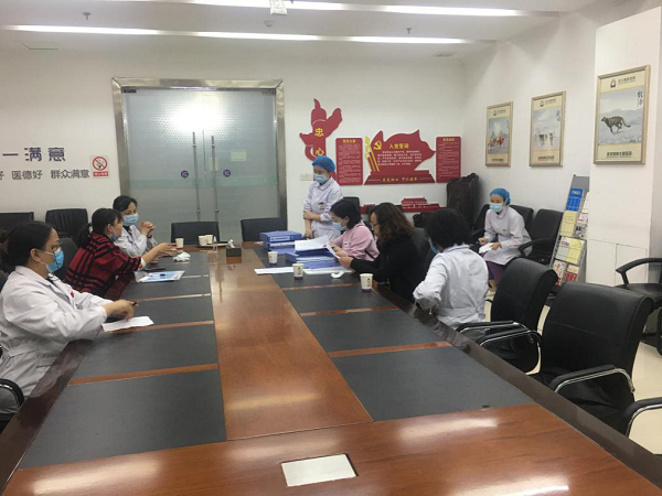 洪山區(qū)衛(wèi)健局領導來院進行疫情防控工作專項檢查